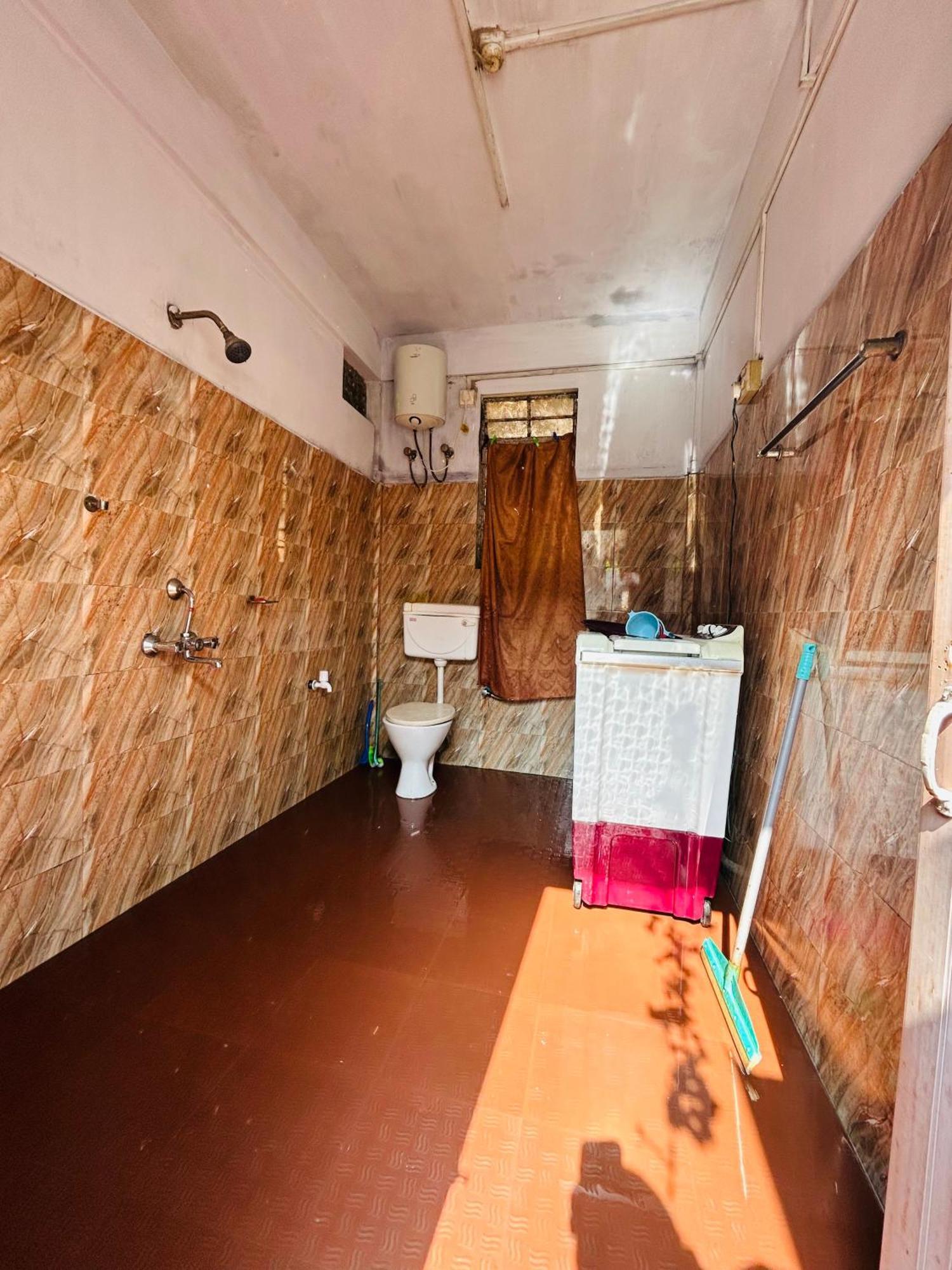 Isabella Hostel Шилонг Екстериор снимка