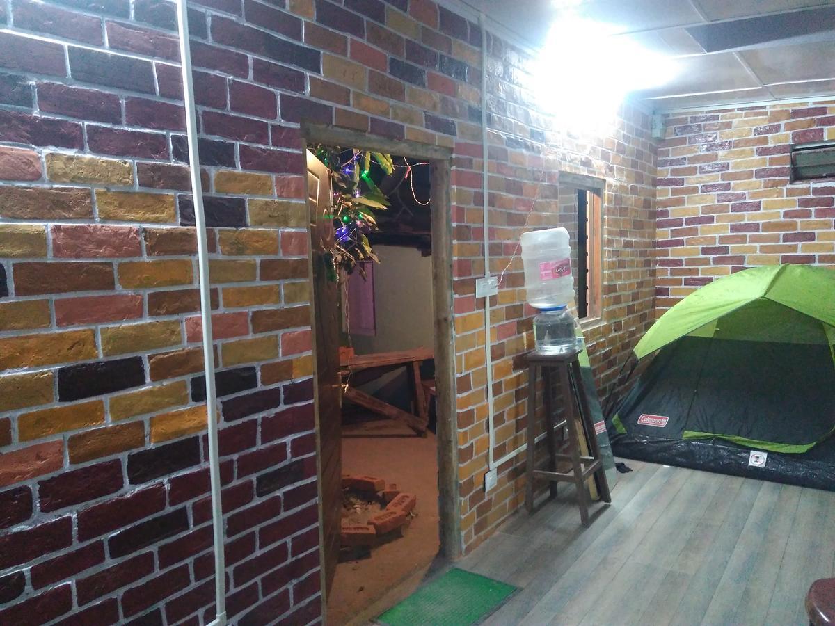 Isabella Hostel Шилонг Екстериор снимка